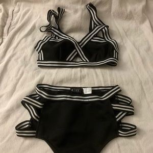 2 piece baiting suit